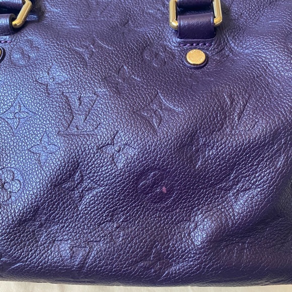 SOLD **AUTHENTIC LOUIS VUITTON HANDBAG** - Picture 10 of 16